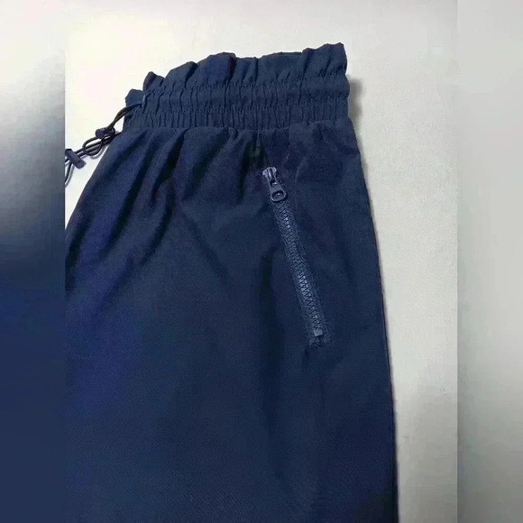 Te Verde Pull on Ladies  shorts. Size XL - Picture 6 of 7